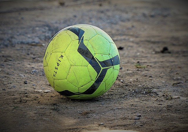 [图]扎加杜乌龙古伊拉斯双响 斯图加特3-1达姆施塔特.